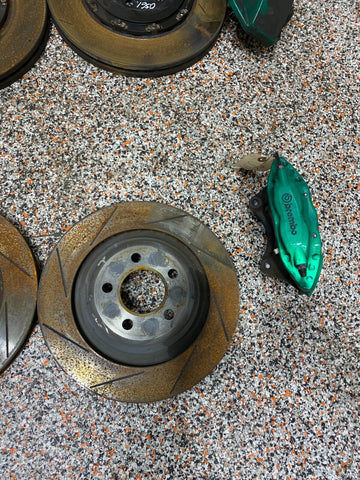 2019 DODGE CHALLENGER HELLCAT REDEYE OEM BREMBO BRAKE CALIPER SET WITH ROTORS